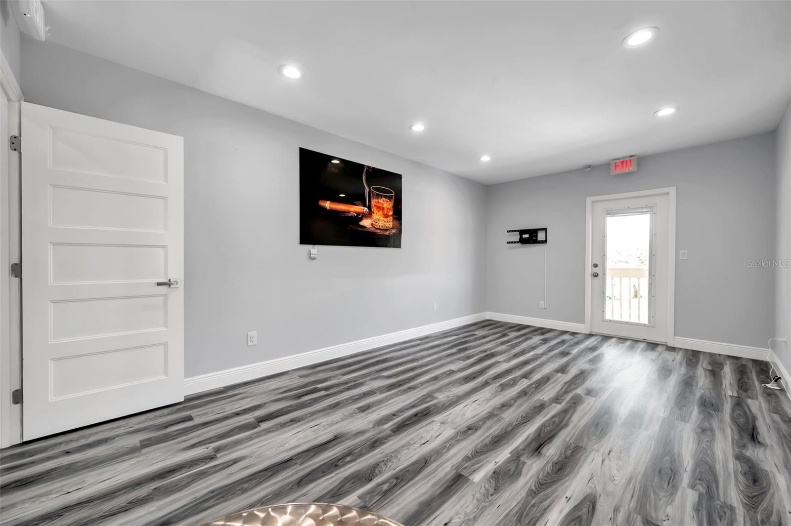 7949 ULMERTON RD, LARGO, FL, 33771