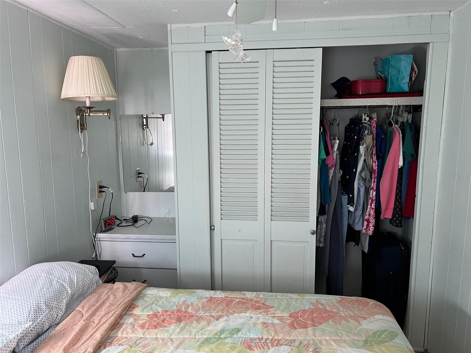 TB8317258 Property Photo