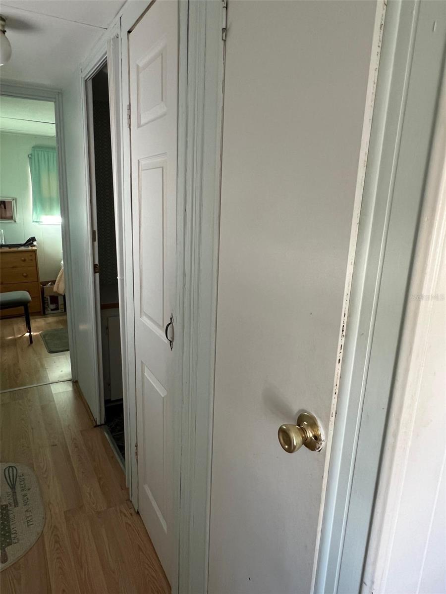 TB8317258 Property Photo