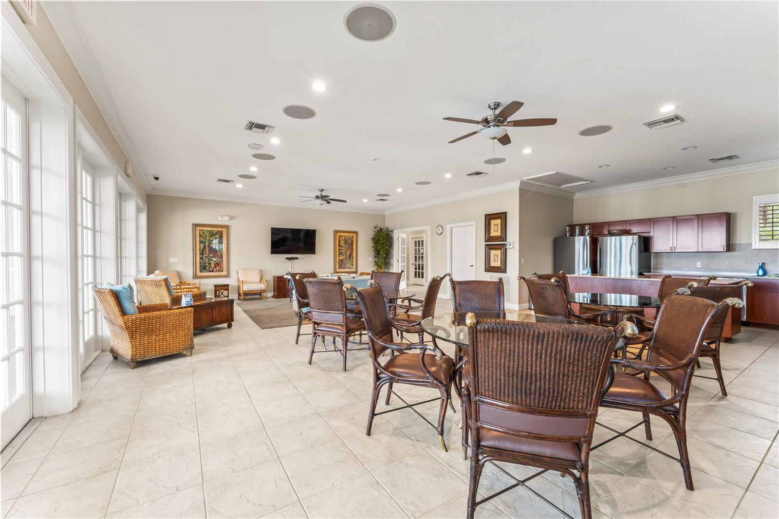7070 KEY HAVEN RD #305, SEMINOLE, FL, 33777