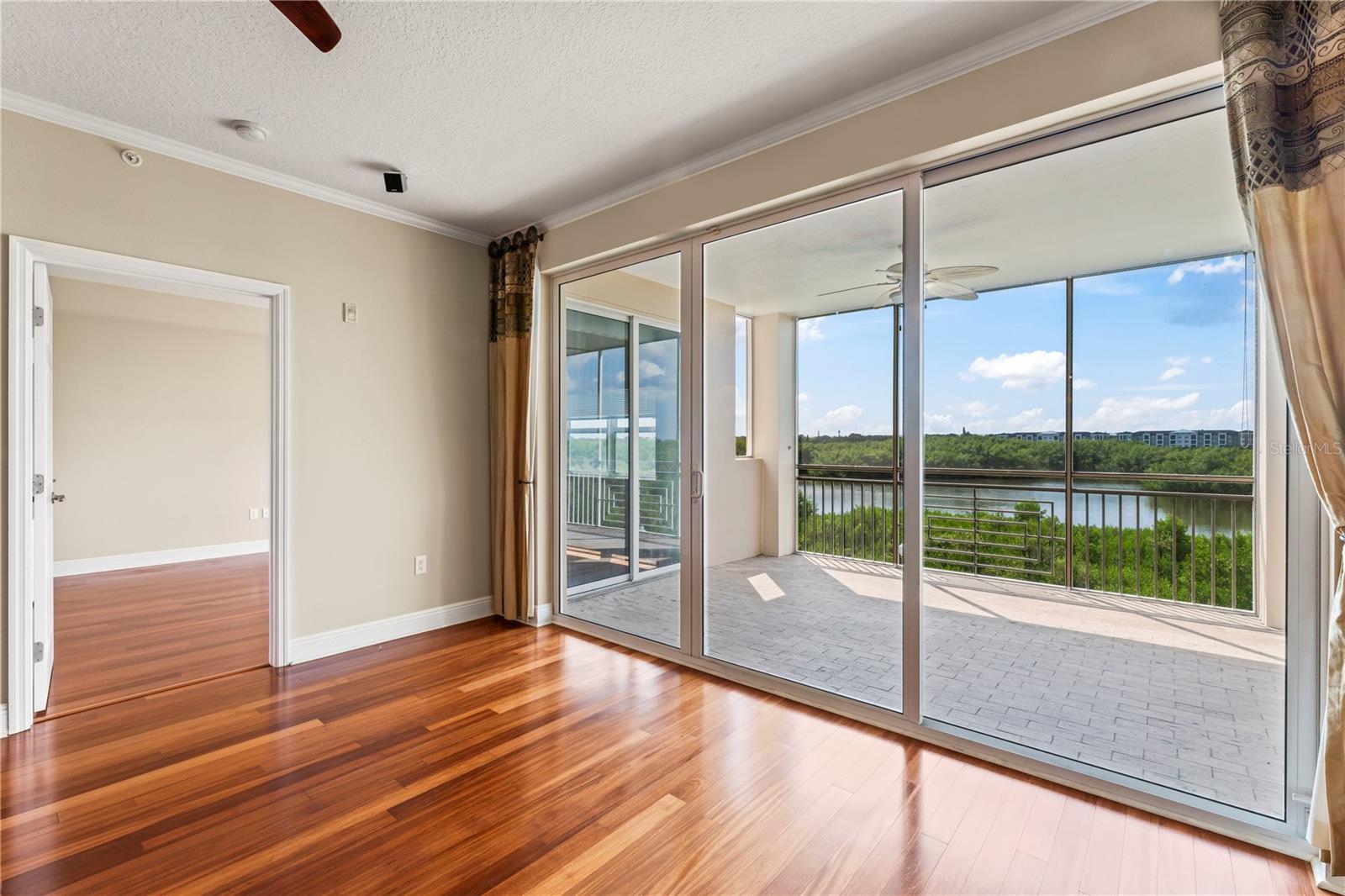 7070 KEY HAVEN RD #305, SEMINOLE, FL, 33777