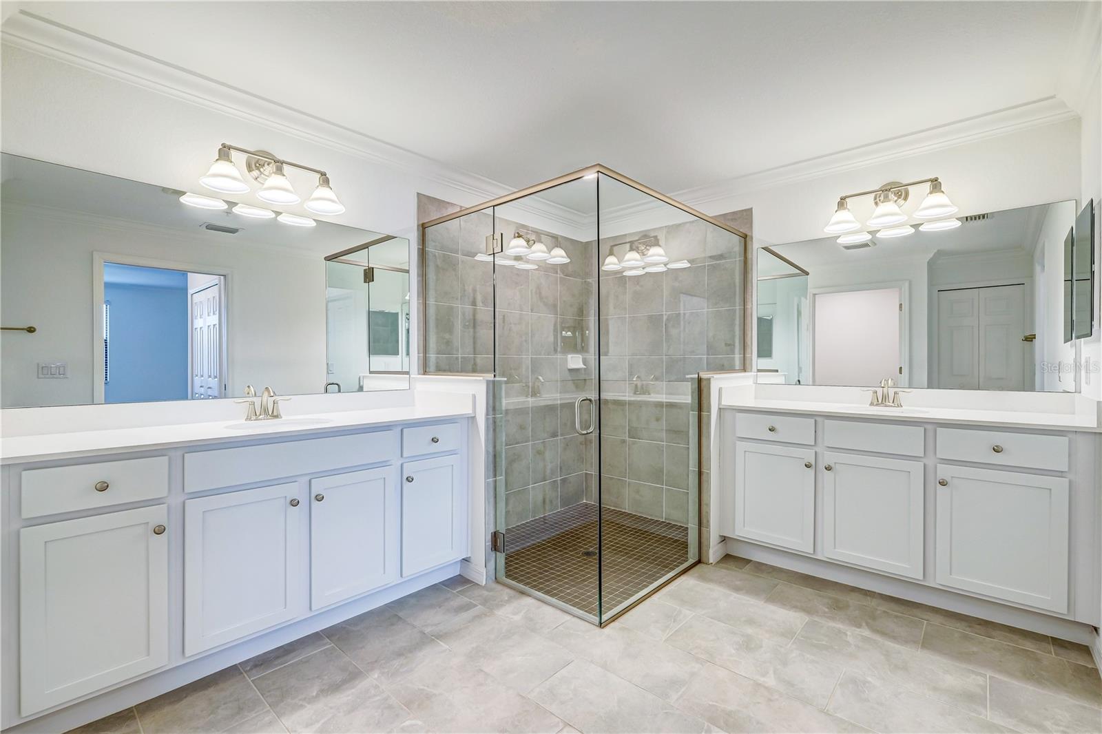 10820 TARFLOWER DR #102, VENICE, FL, 34293