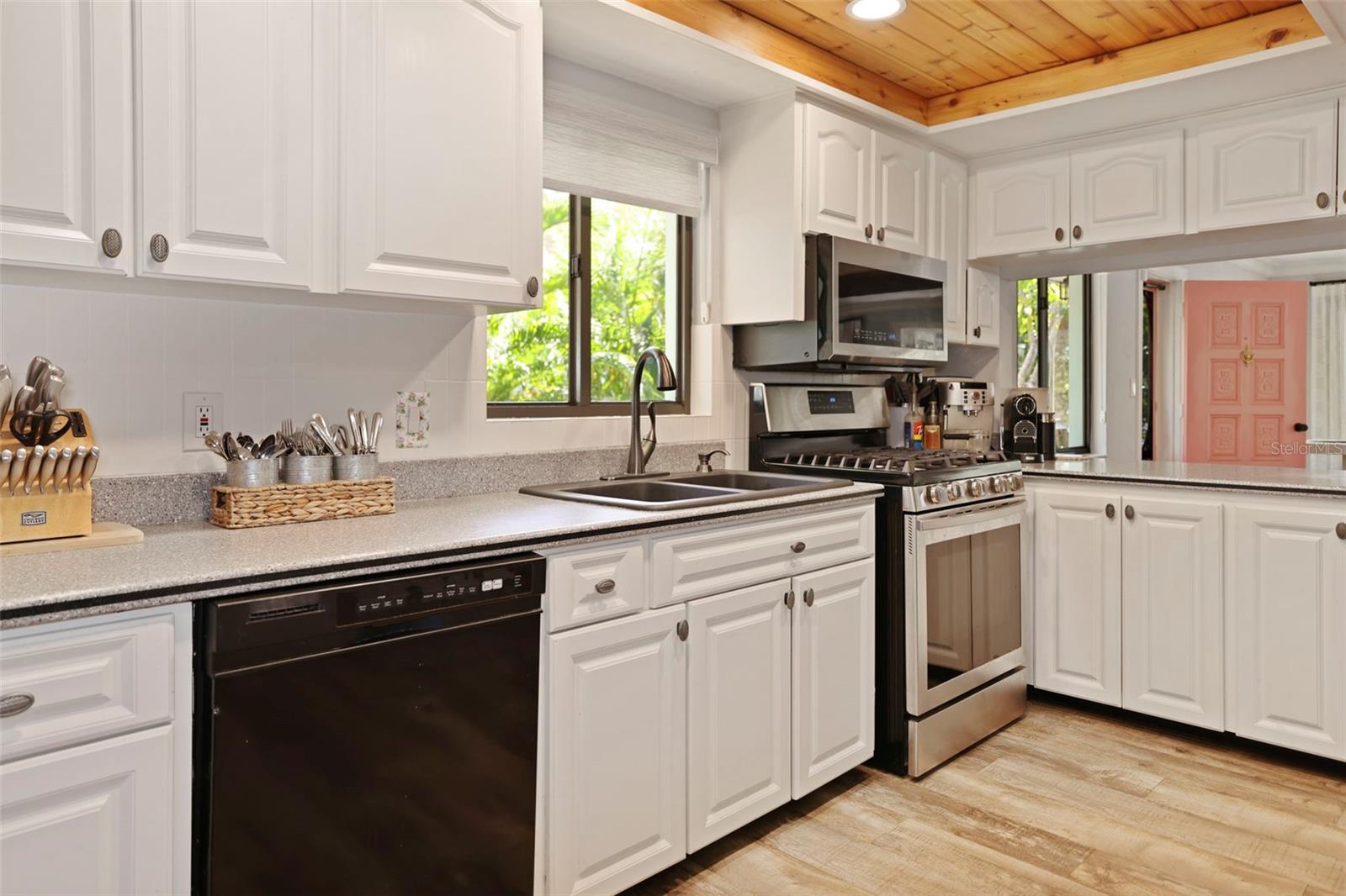 1820 1/2 N WASHINGTON AVE, CLEARWATER, FL, 33755