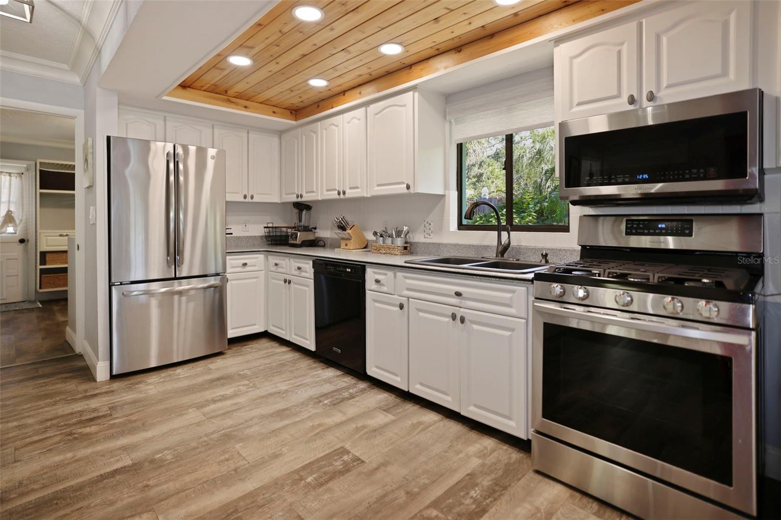 1820 1/2 N WASHINGTON AVE, CLEARWATER, FL, 33755