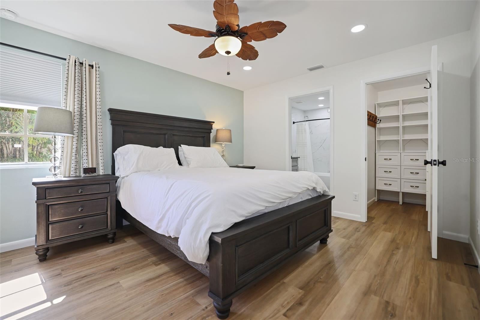 1822 N WASHINGTON AVE, CLEARWATER, FL, 33755