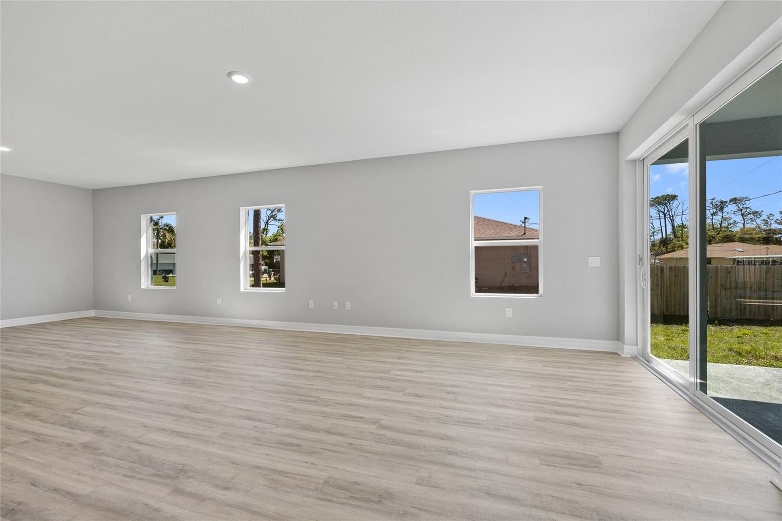 1301 PRESTON ST, PORT CHARLOTTE, FL, 33952