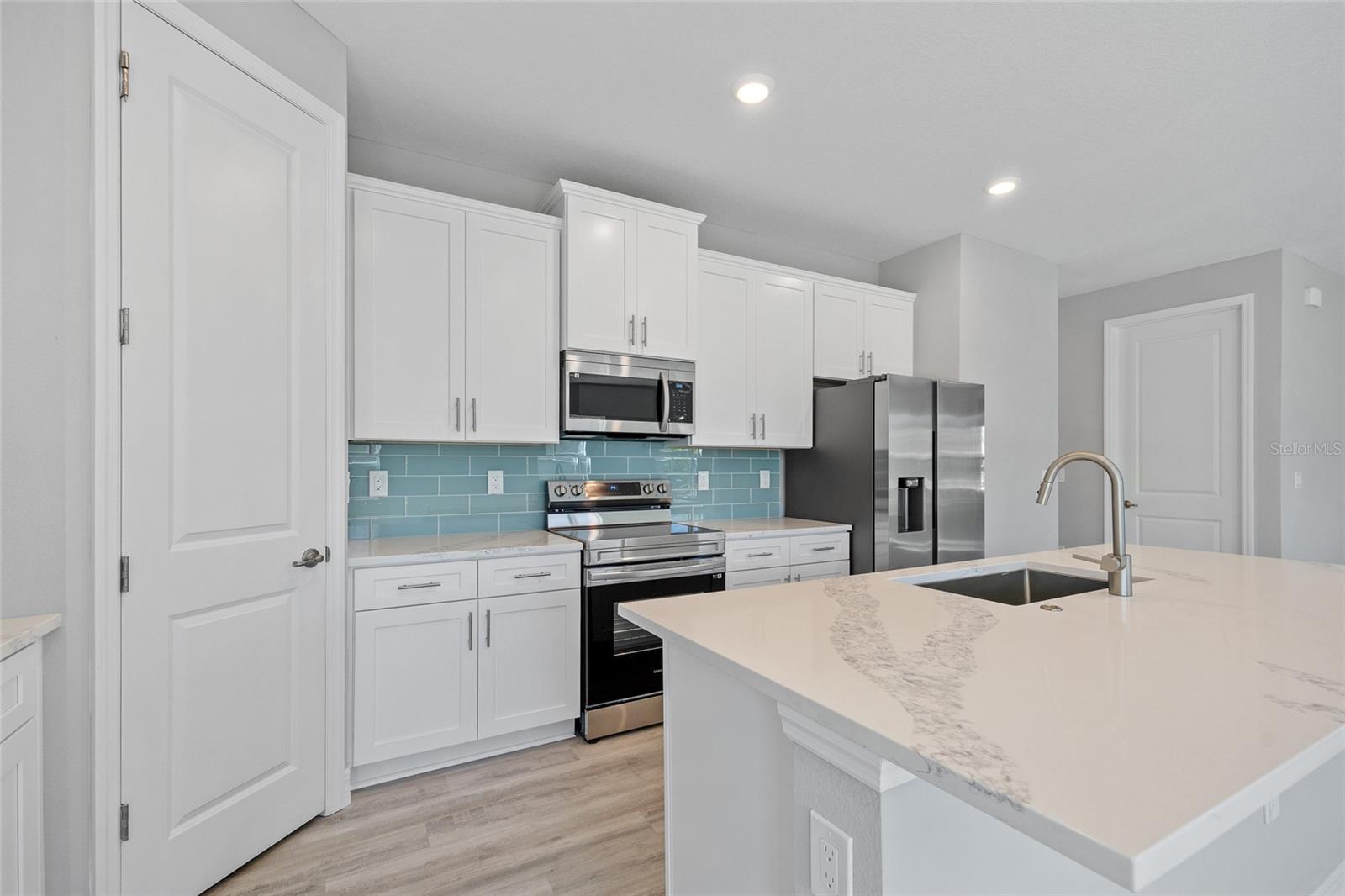 1301 PRESTON ST, PORT CHARLOTTE, FL, 33952