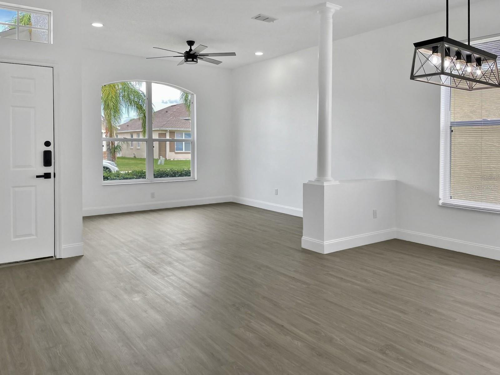 1030 JAYBEE AVE, DAVENPORT, FL, 33897