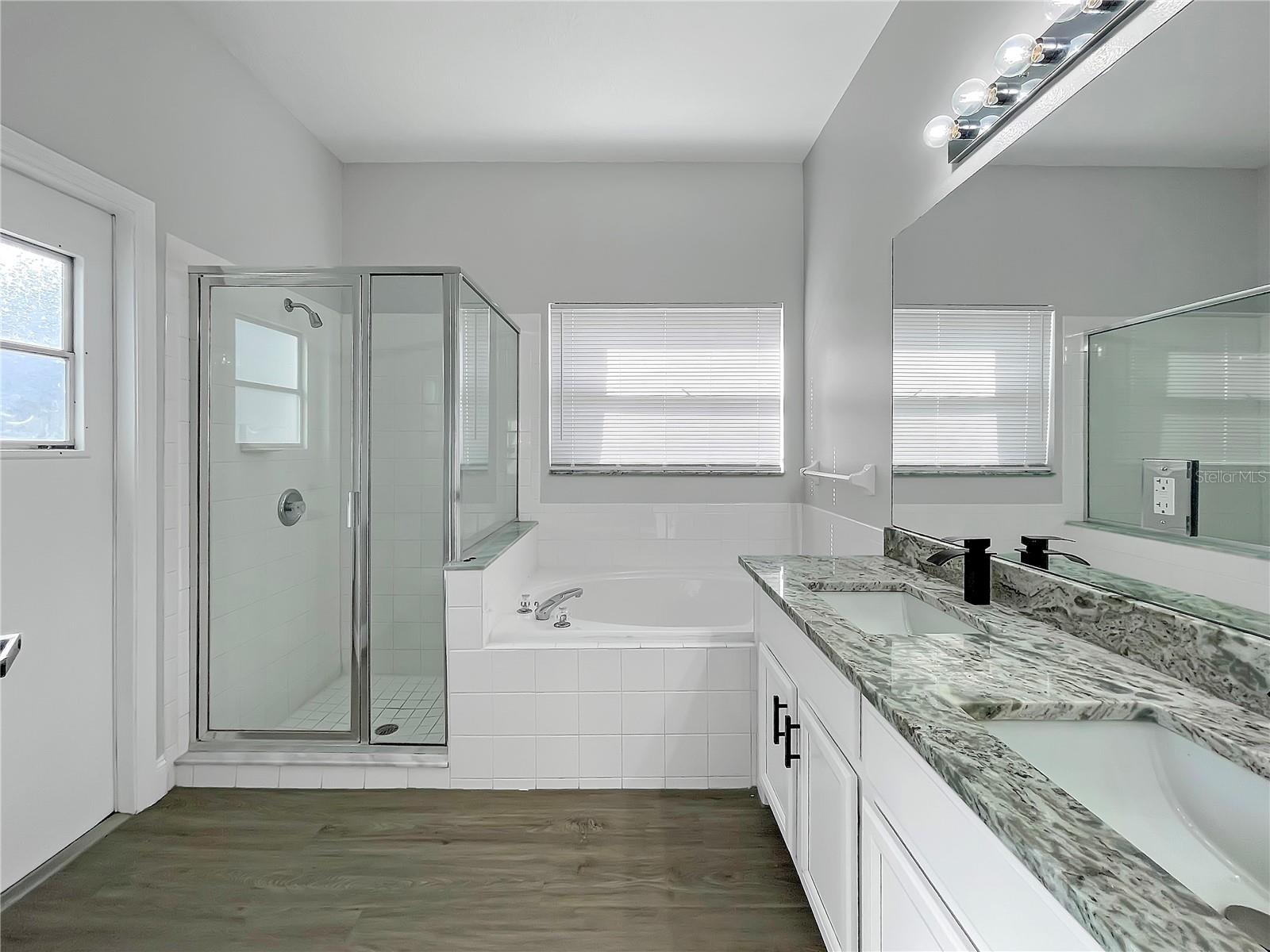 1030 JAYBEE AVE, DAVENPORT, FL, 33897