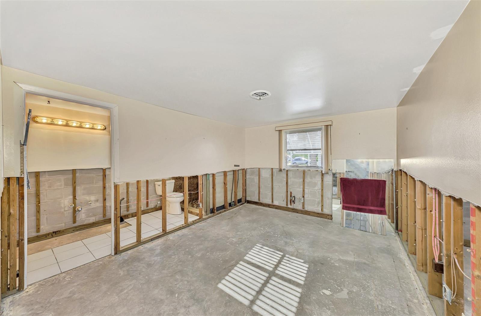 105 CRESTVIEW DR, ENGLEWOOD, FL, 34223