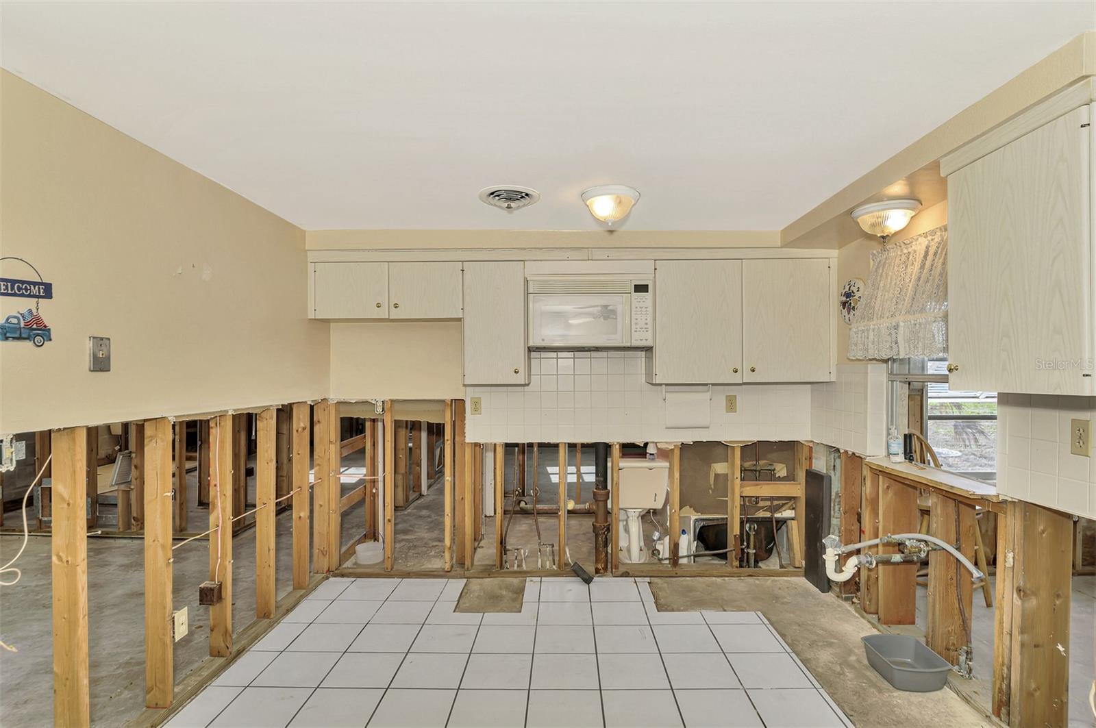 105 CRESTVIEW DR, ENGLEWOOD, FL, 34223