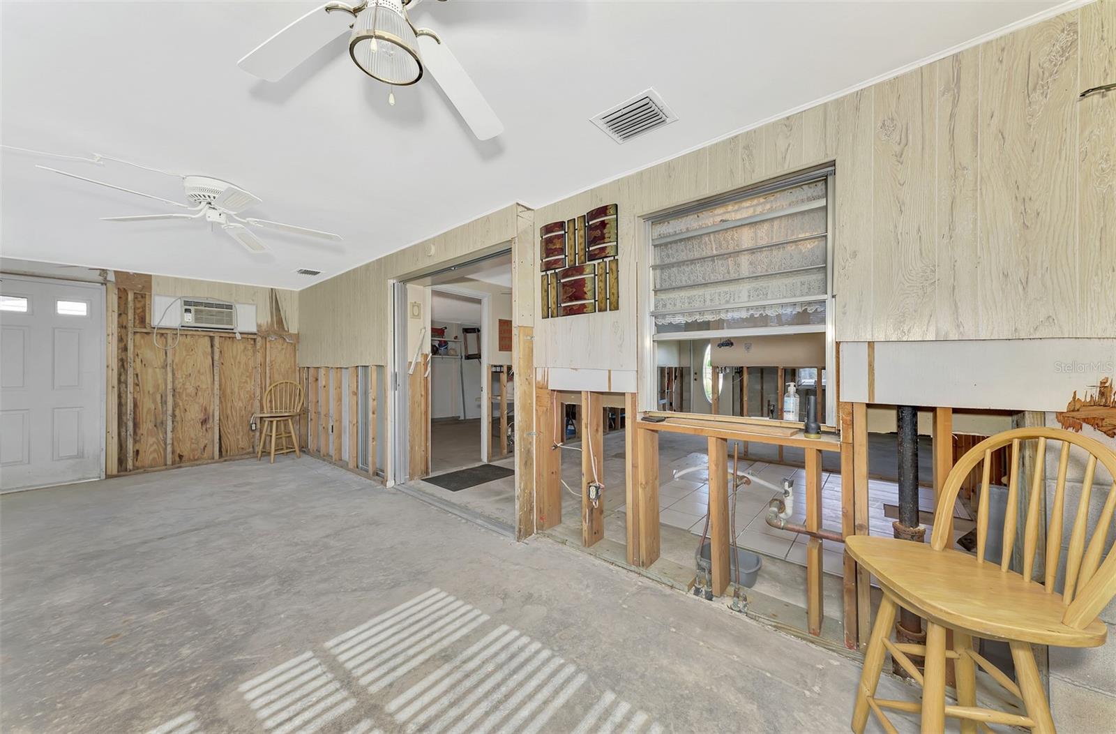 105 CRESTVIEW DR, ENGLEWOOD, FL, 34223