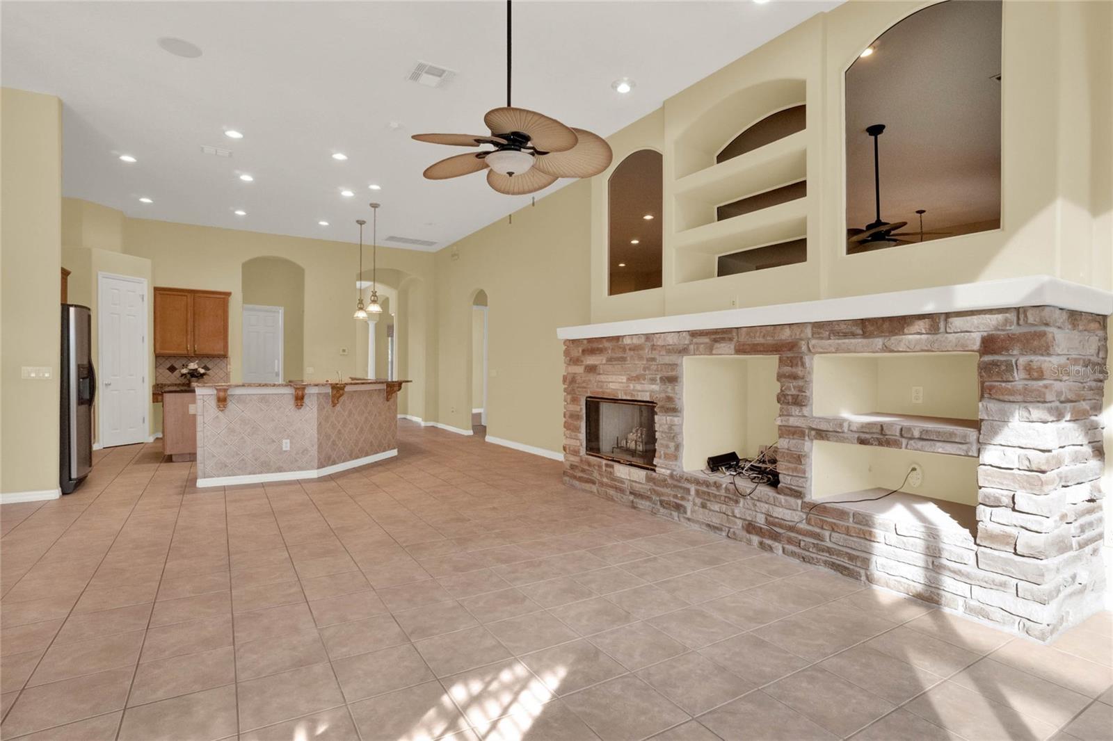 2108 DRIVE WAY, KISSIMMEE, FL, 34746