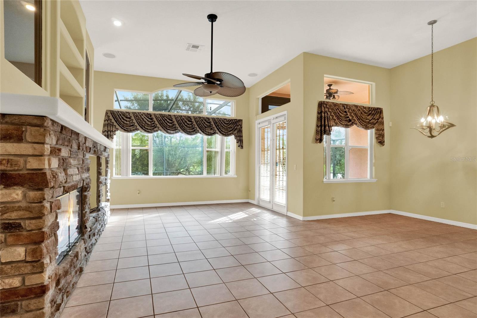 2108 DRIVE WAY, KISSIMMEE, FL, 34746
