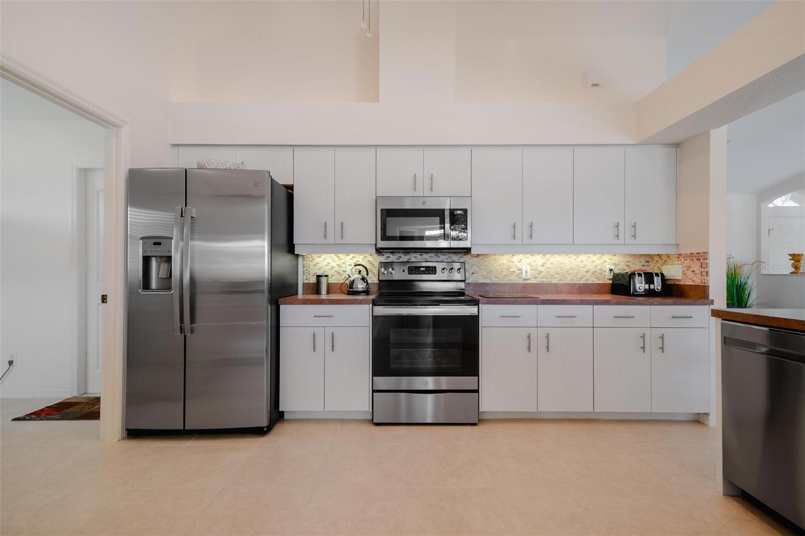92 WHITE MARSH LN, ROTONDA WEST, FL, 33947