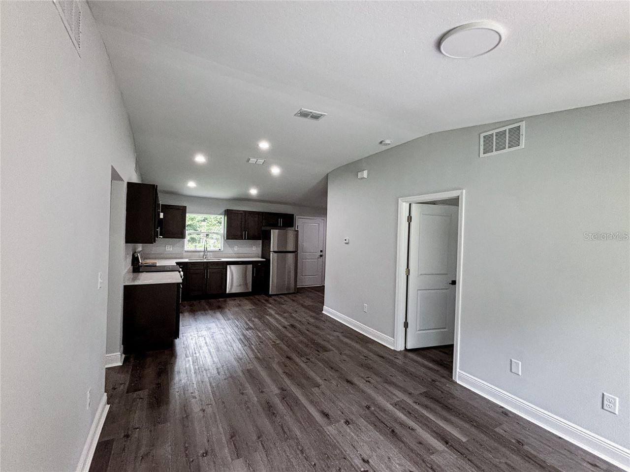 305 TRIUMPH DR, SEBRING, FL, 33872