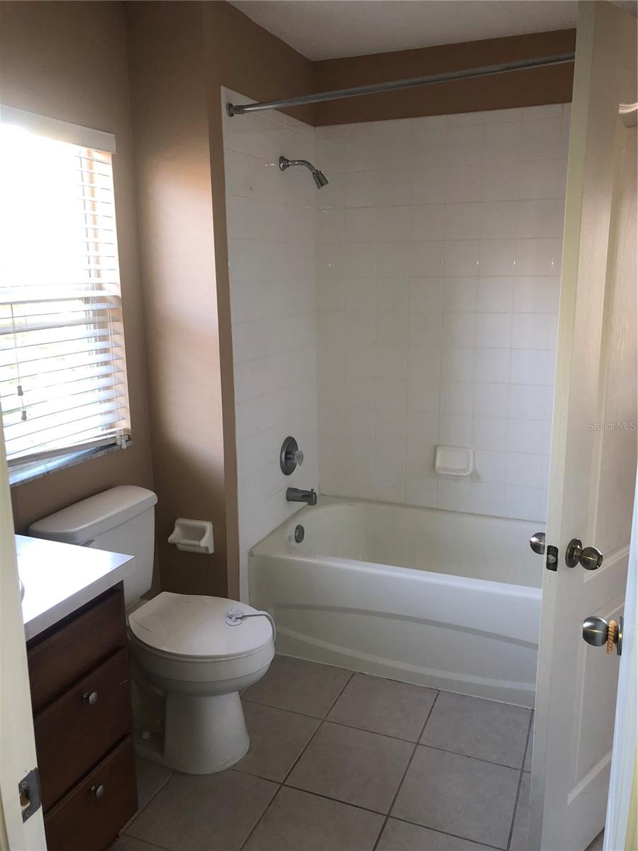 8456 SANDY BEACH ST, TAMPA, FL, 33634