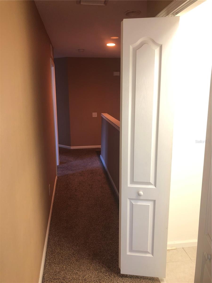 8456 SANDY BEACH ST, TAMPA, FL, 33634