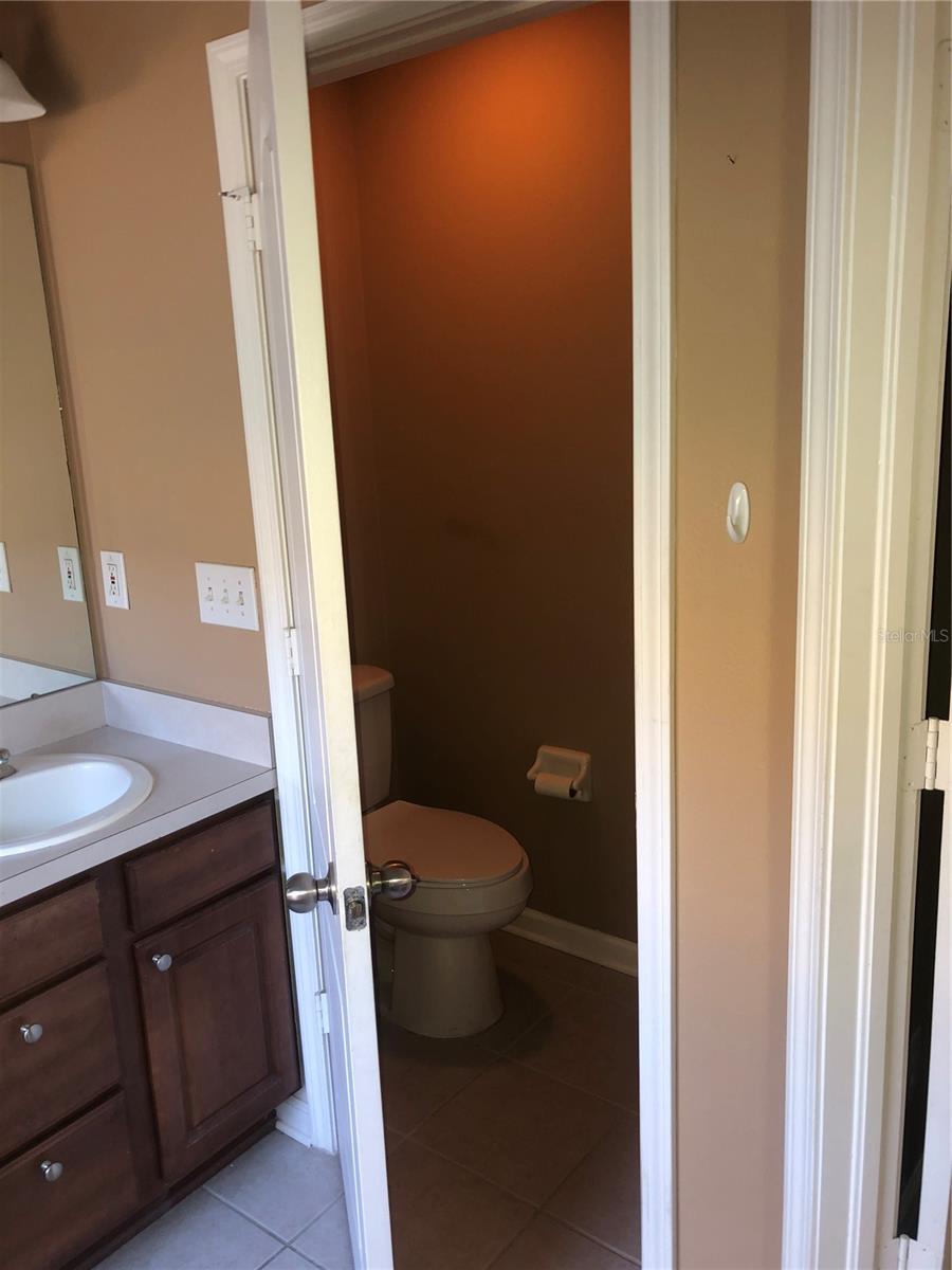 8456 SANDY BEACH ST, TAMPA, FL, 33634