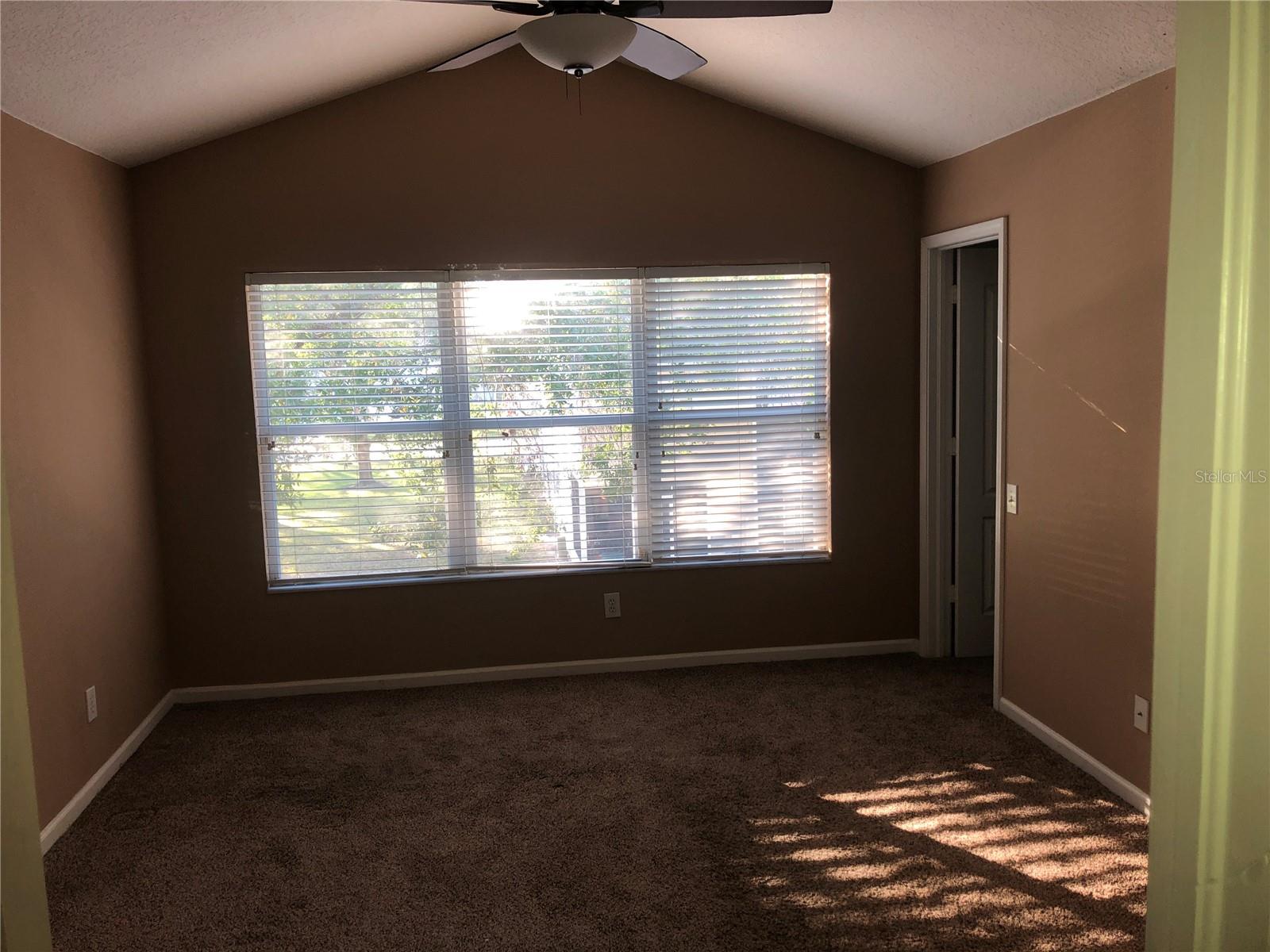 8456 SANDY BEACH ST, TAMPA, FL, 33634