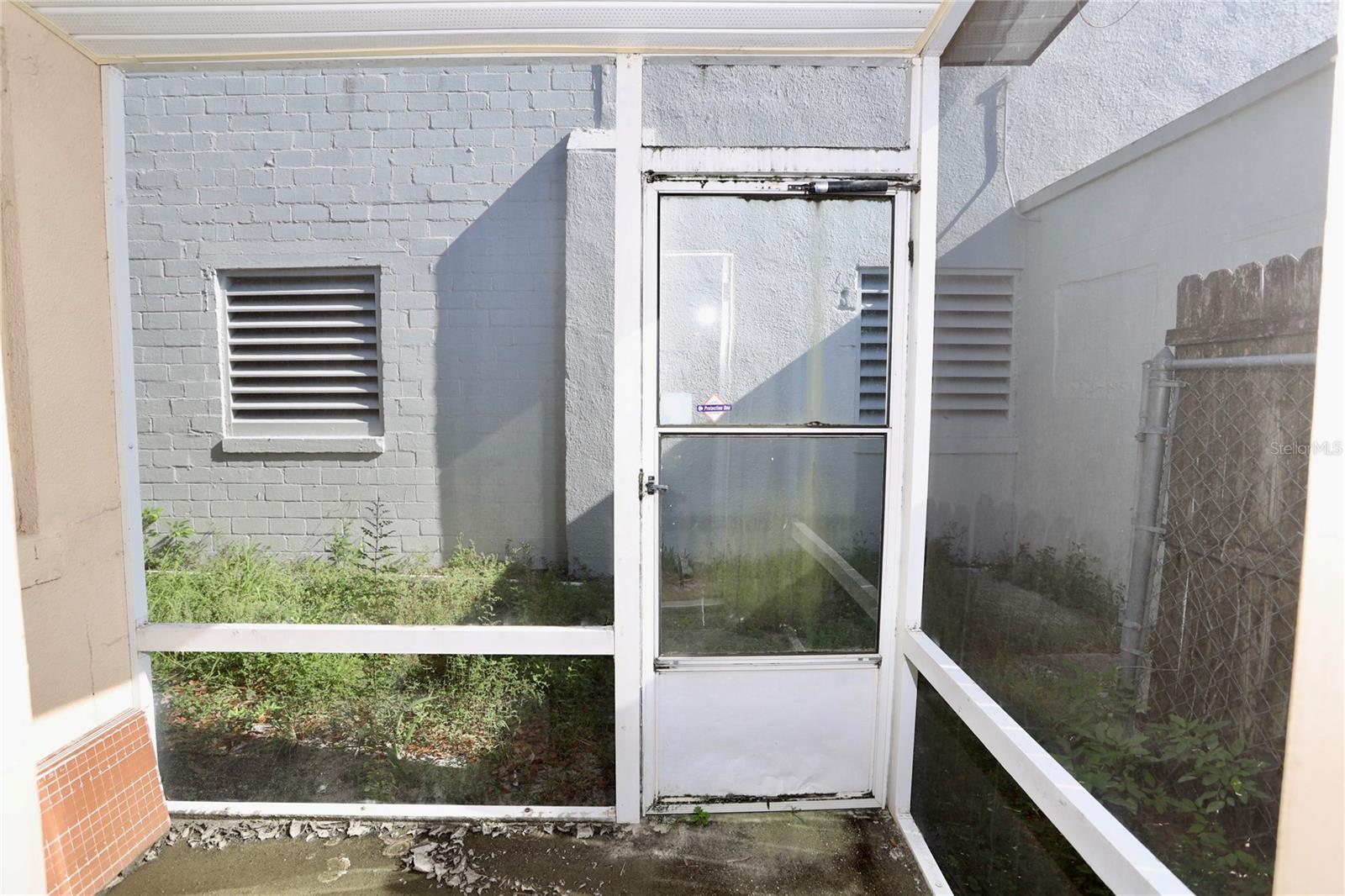 240 S 1ST ST, LAKE WALES, FL, 33853
