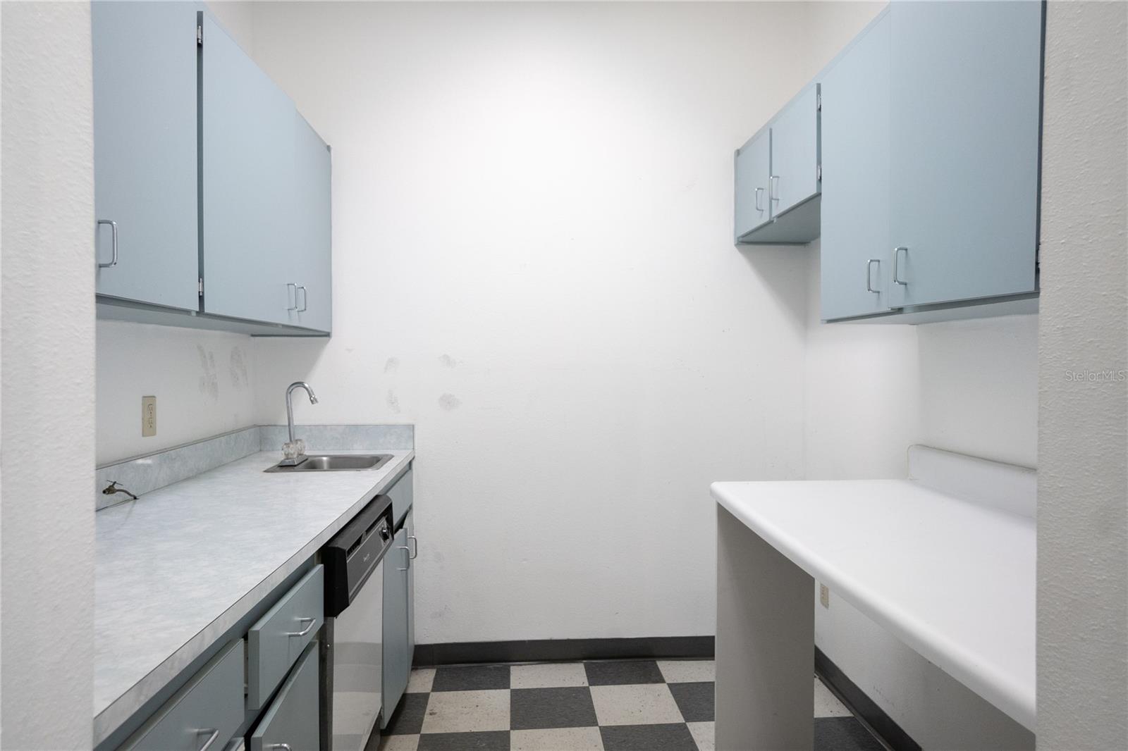 37814 MEDICAL ARTS CT #37814, ZEPHYRHILLS, FL, 33541
