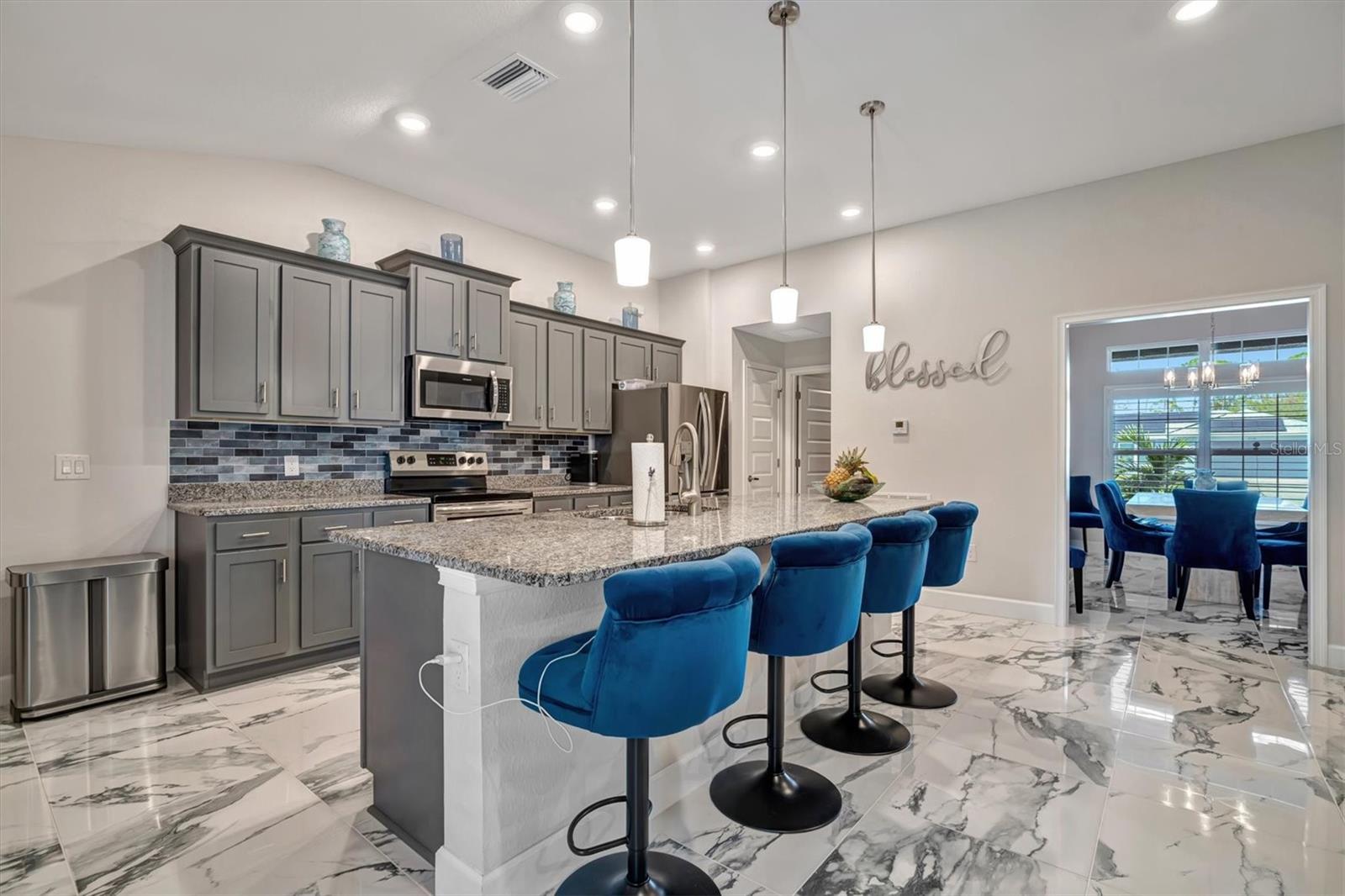 18439 ELGIN AVE, PORT CHARLOTTE, FL, 33948