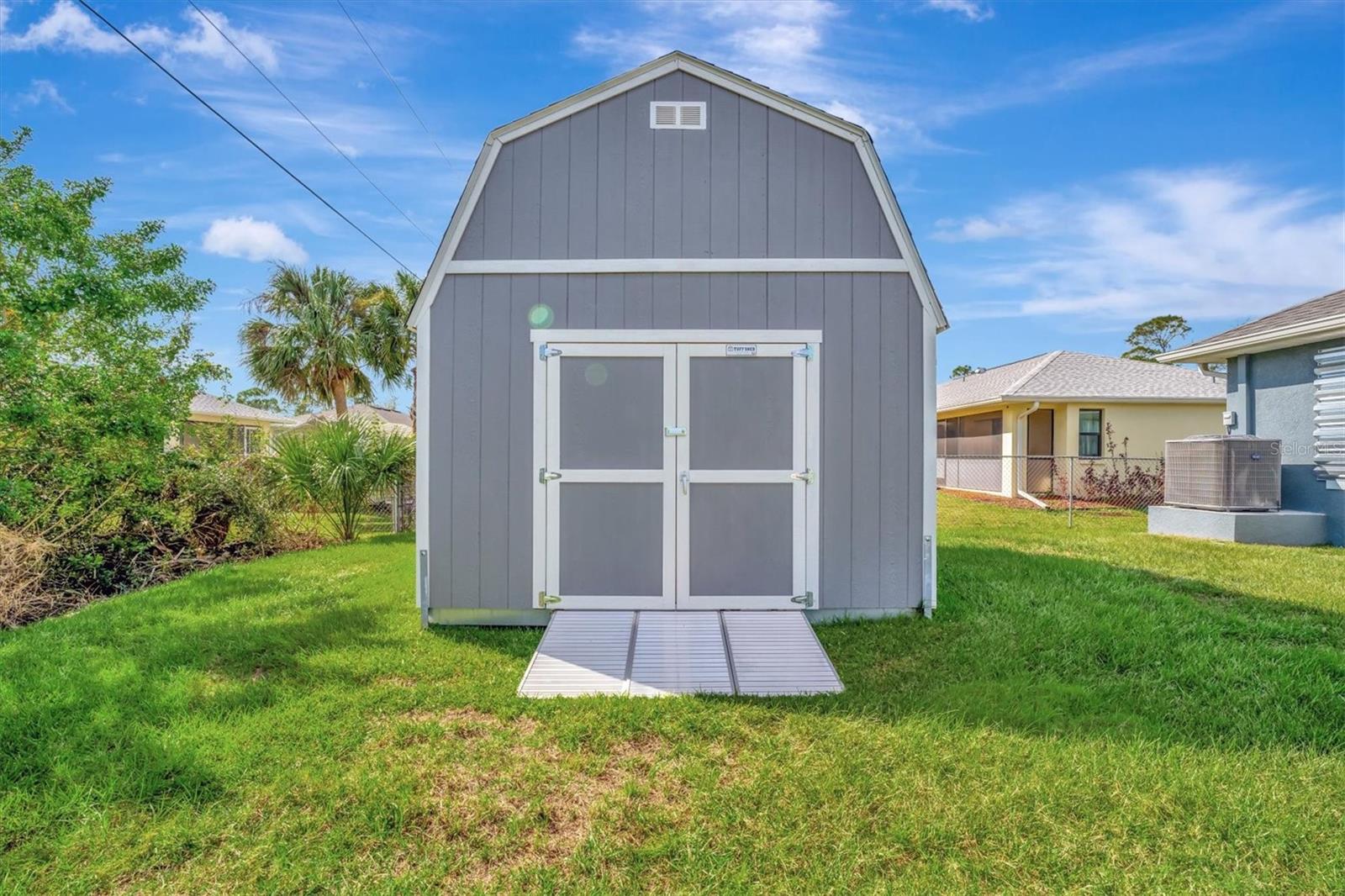 18439 ELGIN AVE, PORT CHARLOTTE, FL, 33948