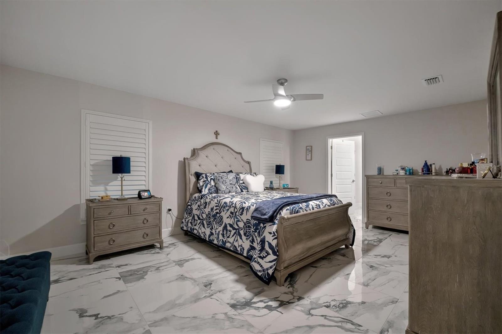 18439 ELGIN AVE, PORT CHARLOTTE, FL, 33948