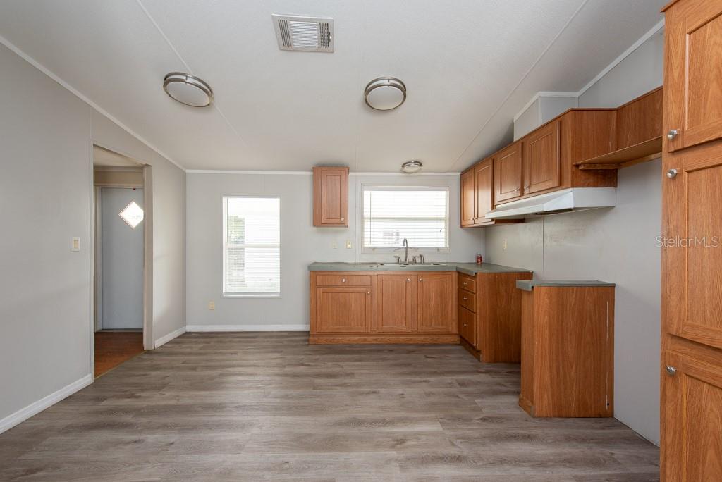 38029 LEONDIAS DR, ZEPHYRHILLS, FL, 33542