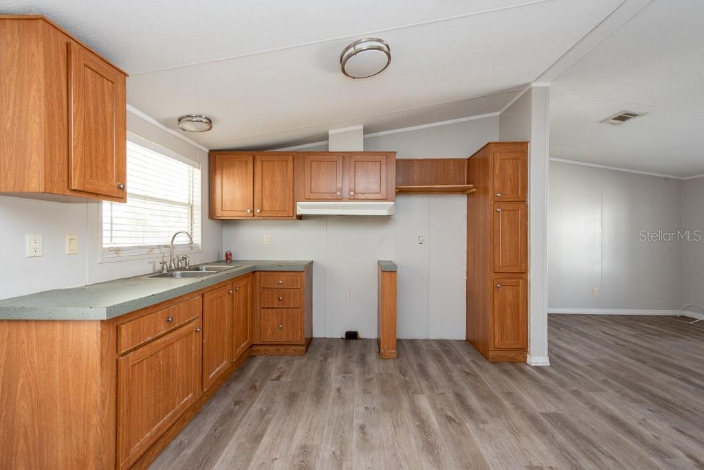 38029 LEONDIAS DR, ZEPHYRHILLS, FL, 33542