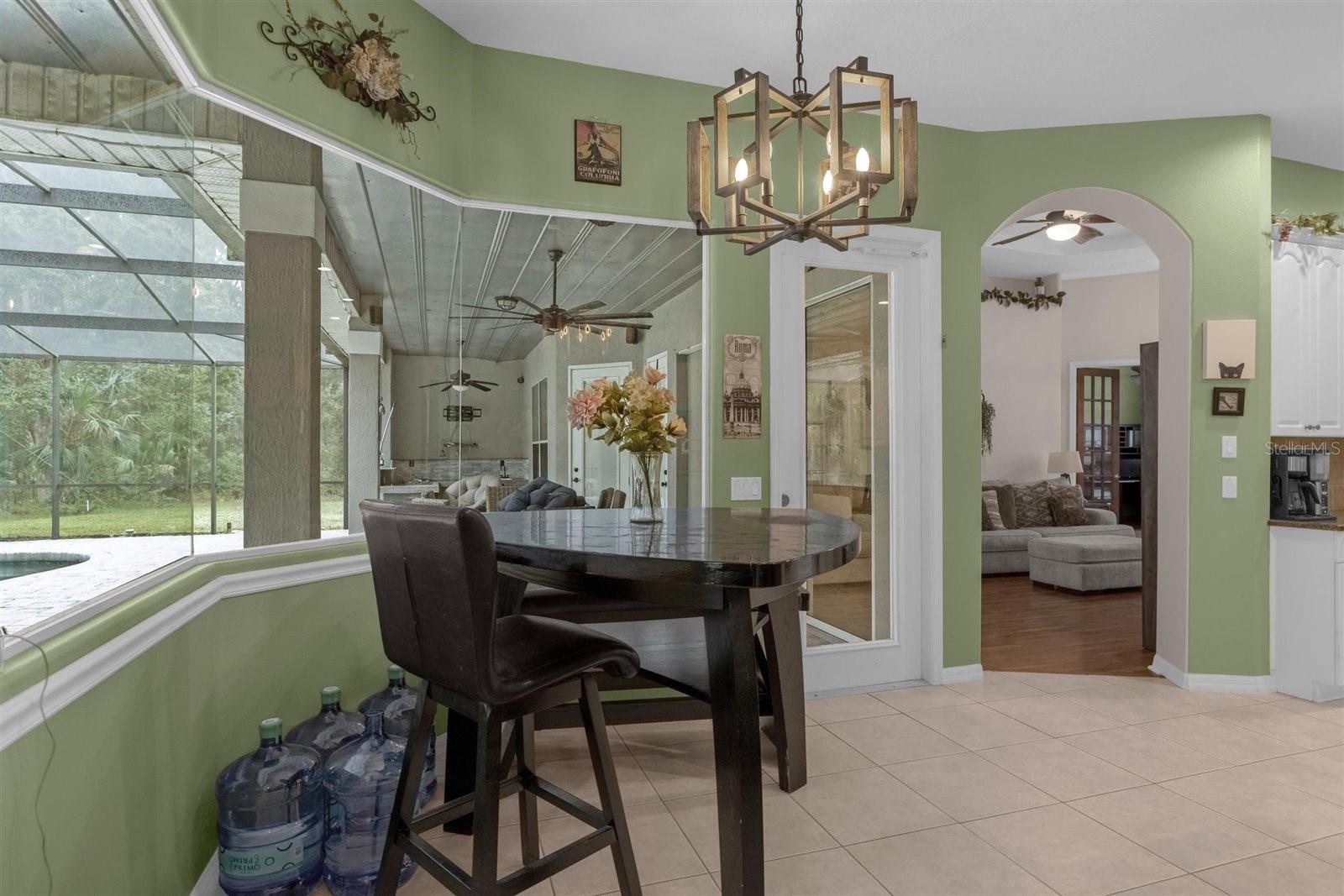 1916 S FARM RD, DELAND, FL, 32720