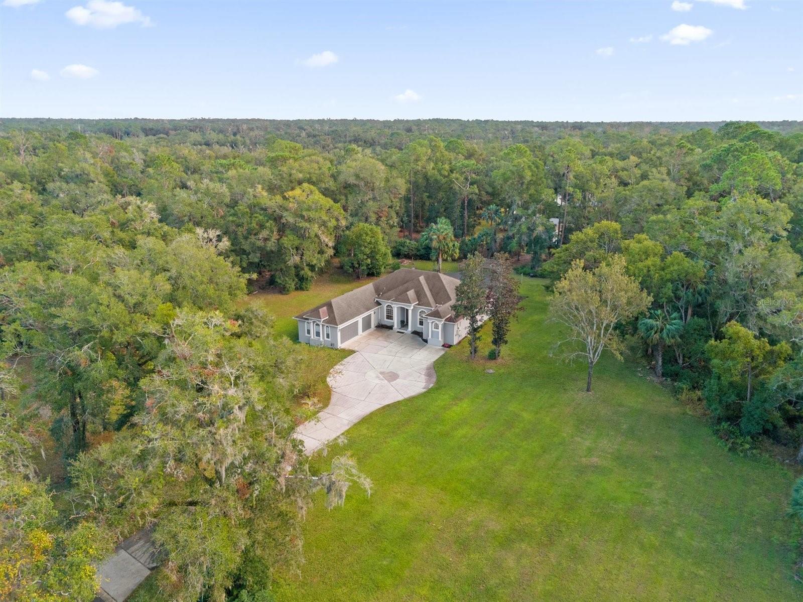 1916 S FARM RD, DELAND, FL, 32720