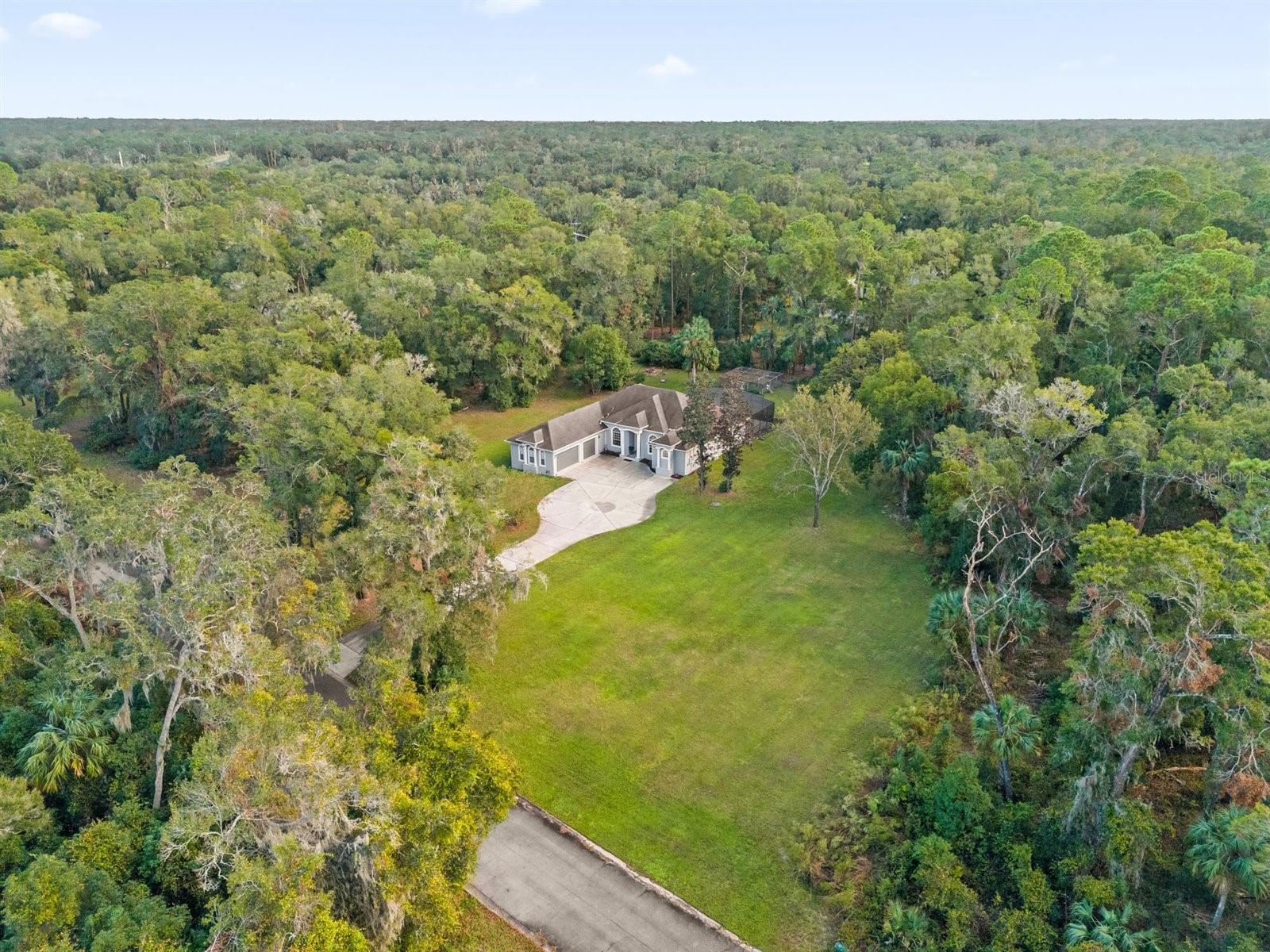 1916 S FARM RD, DELAND, FL, 32720