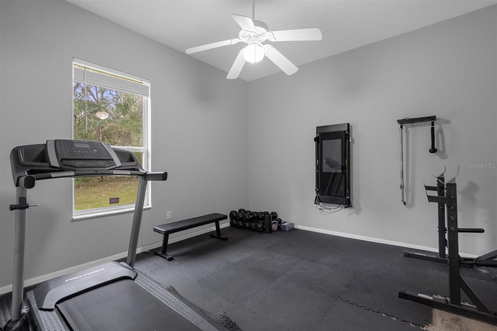 1916 S FARM RD, DELAND, FL, 32720