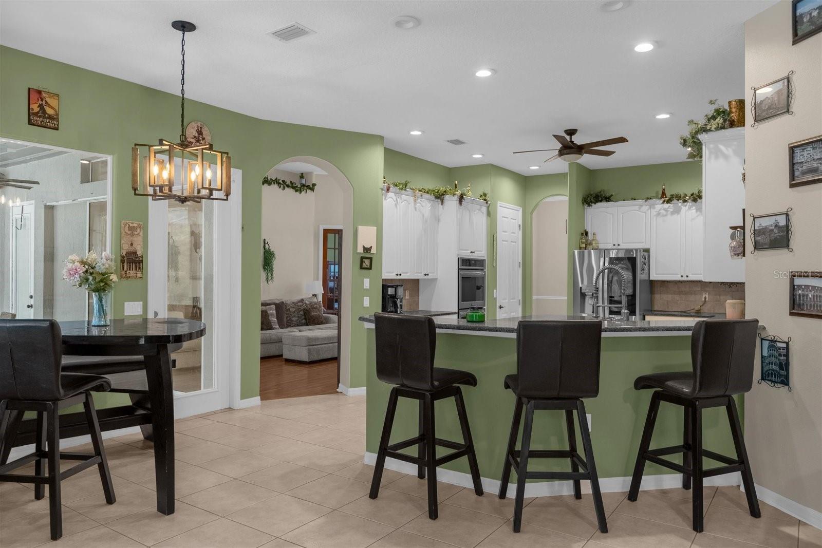 1916 S FARM RD, DELAND, FL, 32720
