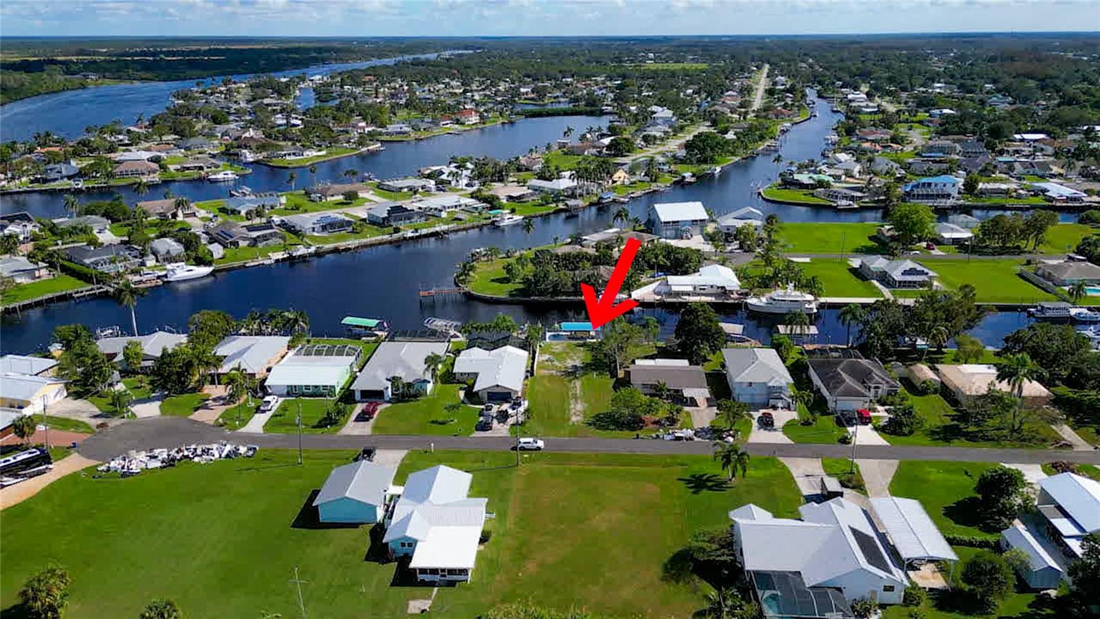 2044 ARUBA AVE, FORT MYERS, FL, 33905