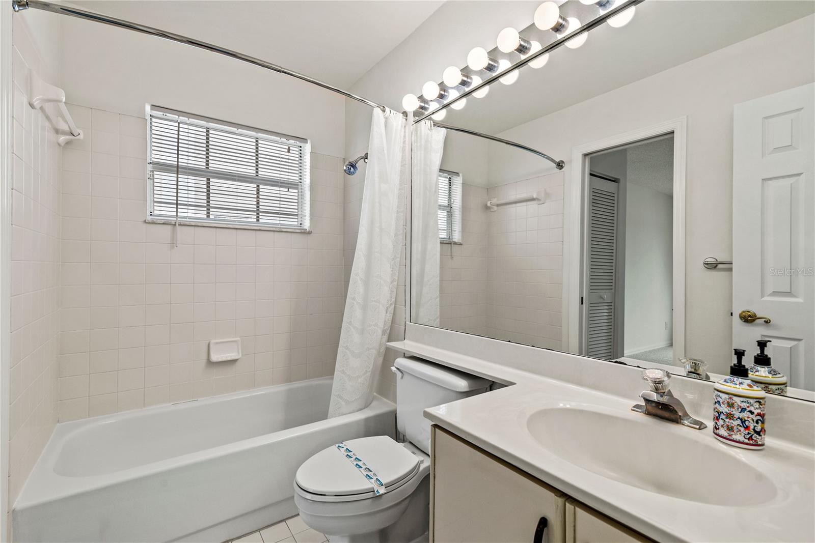 6 WINDSOR LN, PALM BEACH GARDENS, FL, 33418