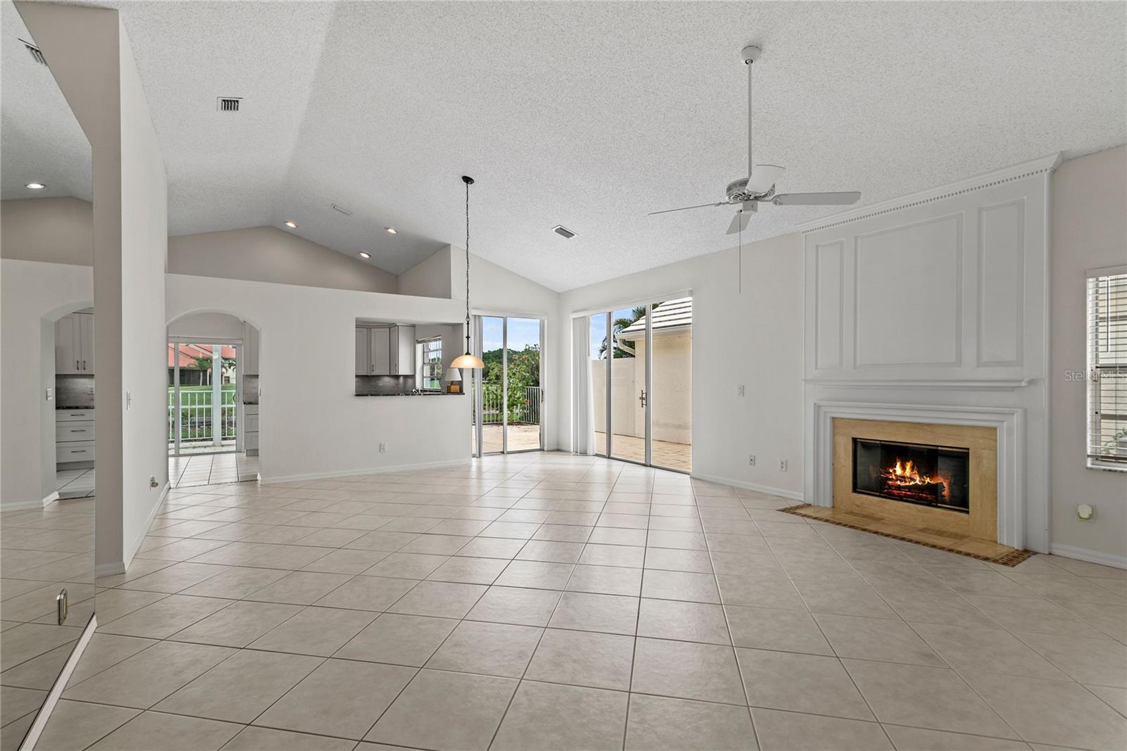 6 WINDSOR LN, PALM BEACH GARDENS, FL, 33418