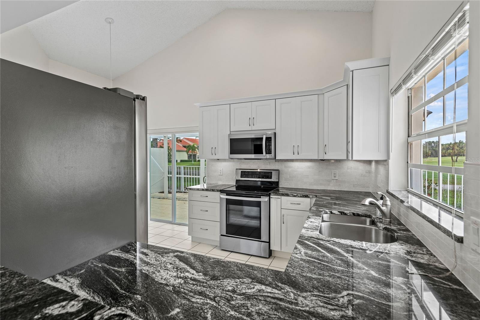 6 WINDSOR LN, PALM BEACH GARDENS, FL, 33418