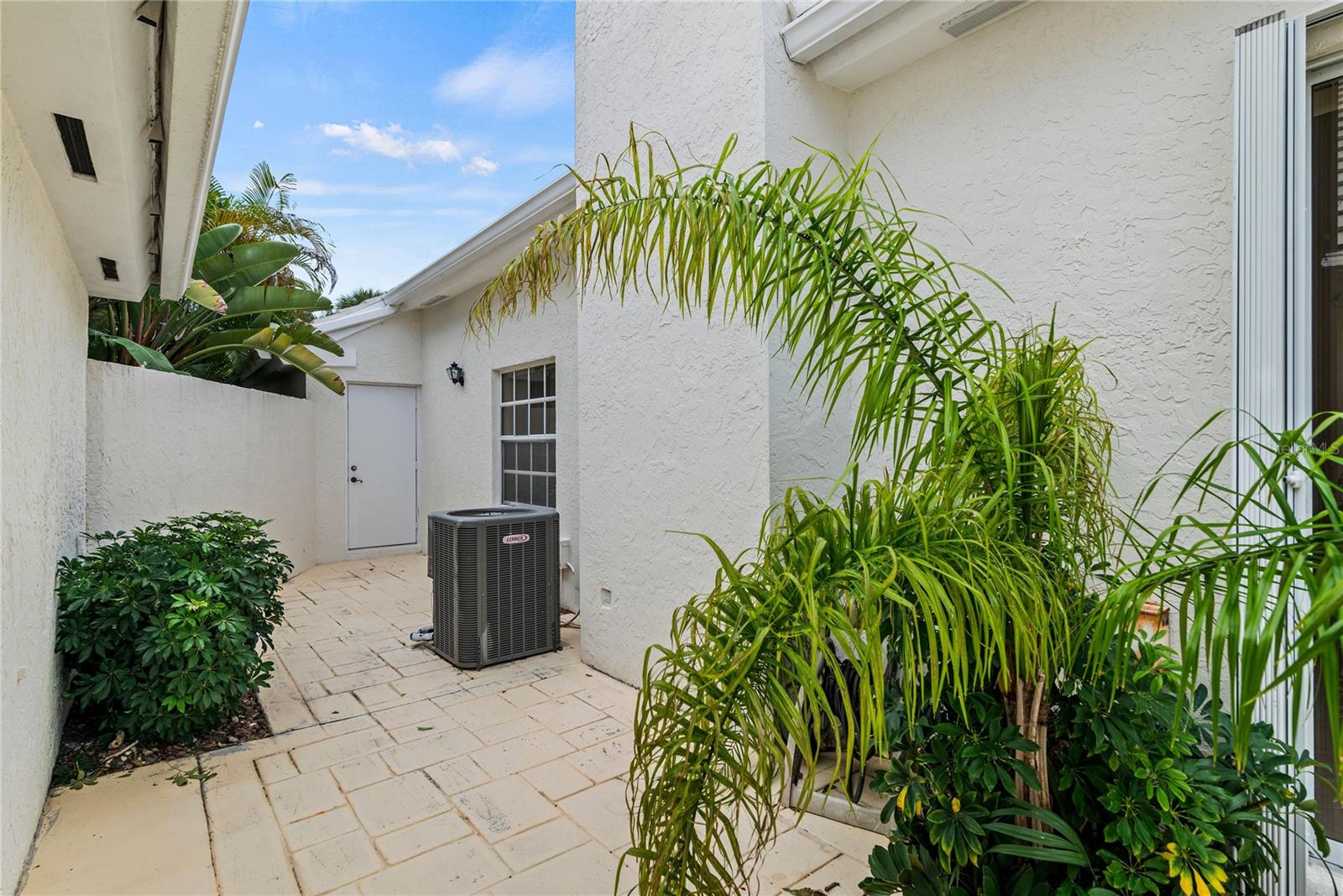 6 WINDSOR LN, PALM BEACH GARDENS, FL, 33418