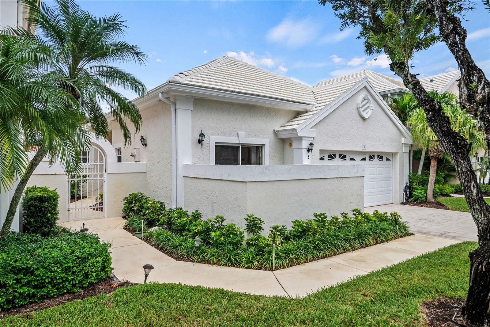 6 WINDSOR LN, PALM BEACH GARDENS, FL, 33418