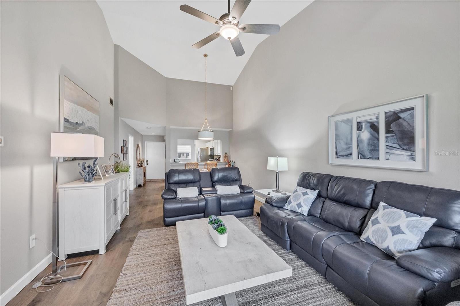766 VILLAGE CIR #225, VENICE, FL, 34292