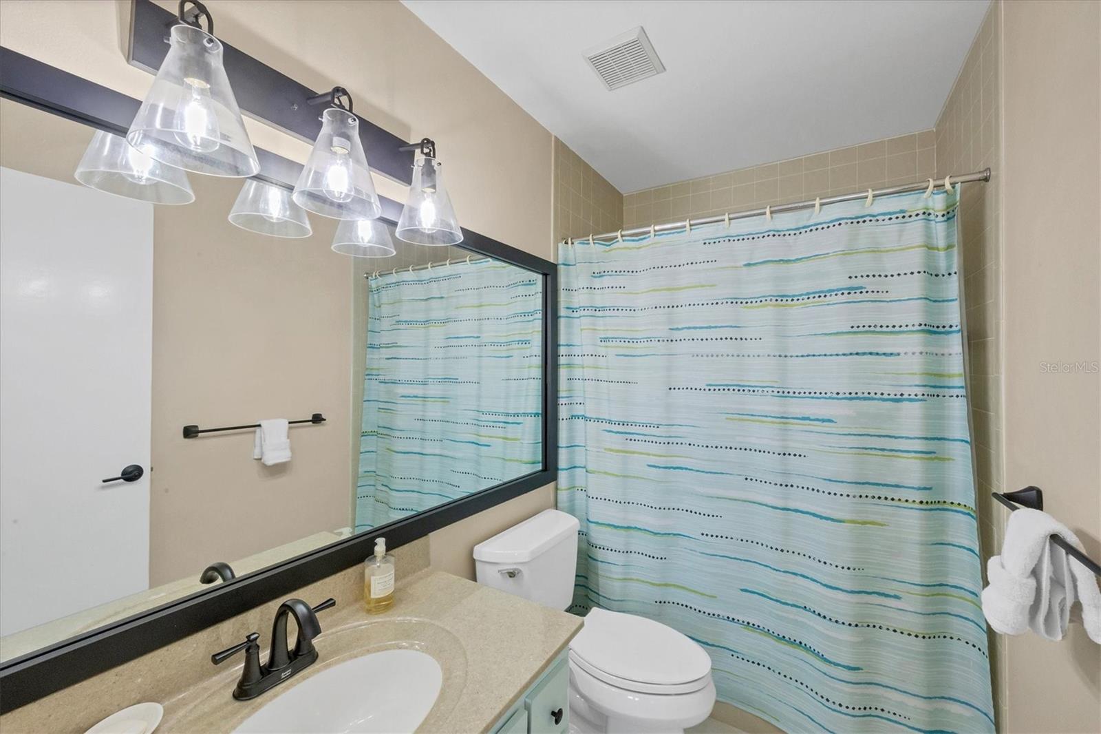 766 VILLAGE CIR #225, VENICE, FL, 34292