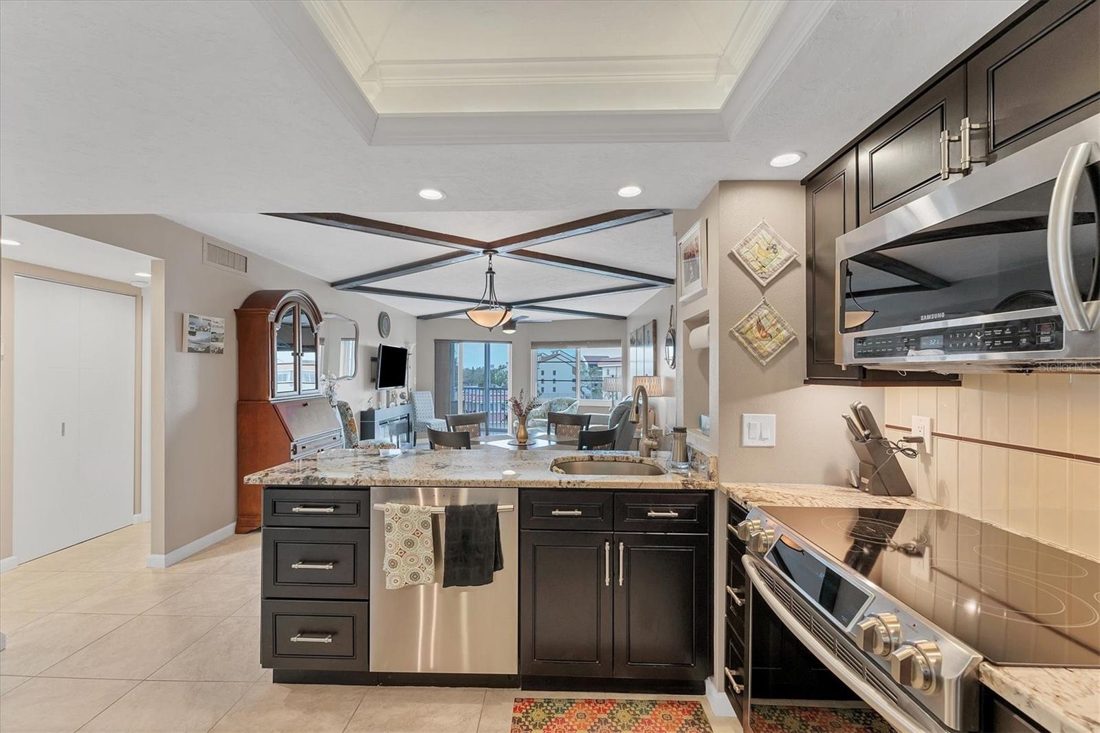 1215 S PORTOFINO DR #404, SARASOTA, FL, 34242