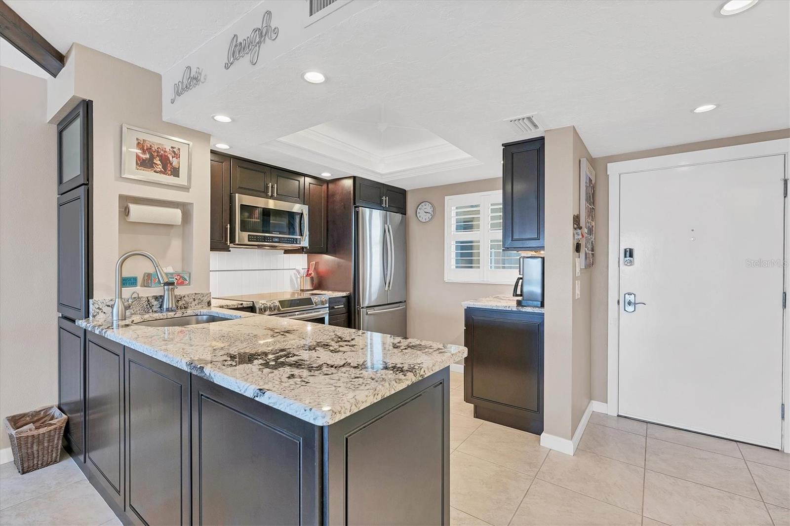 1215 S PORTOFINO DR #404, SARASOTA, FL, 34242