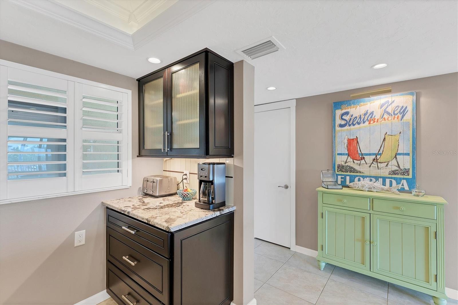 1215 S PORTOFINO DR #404, SARASOTA, FL, 34242