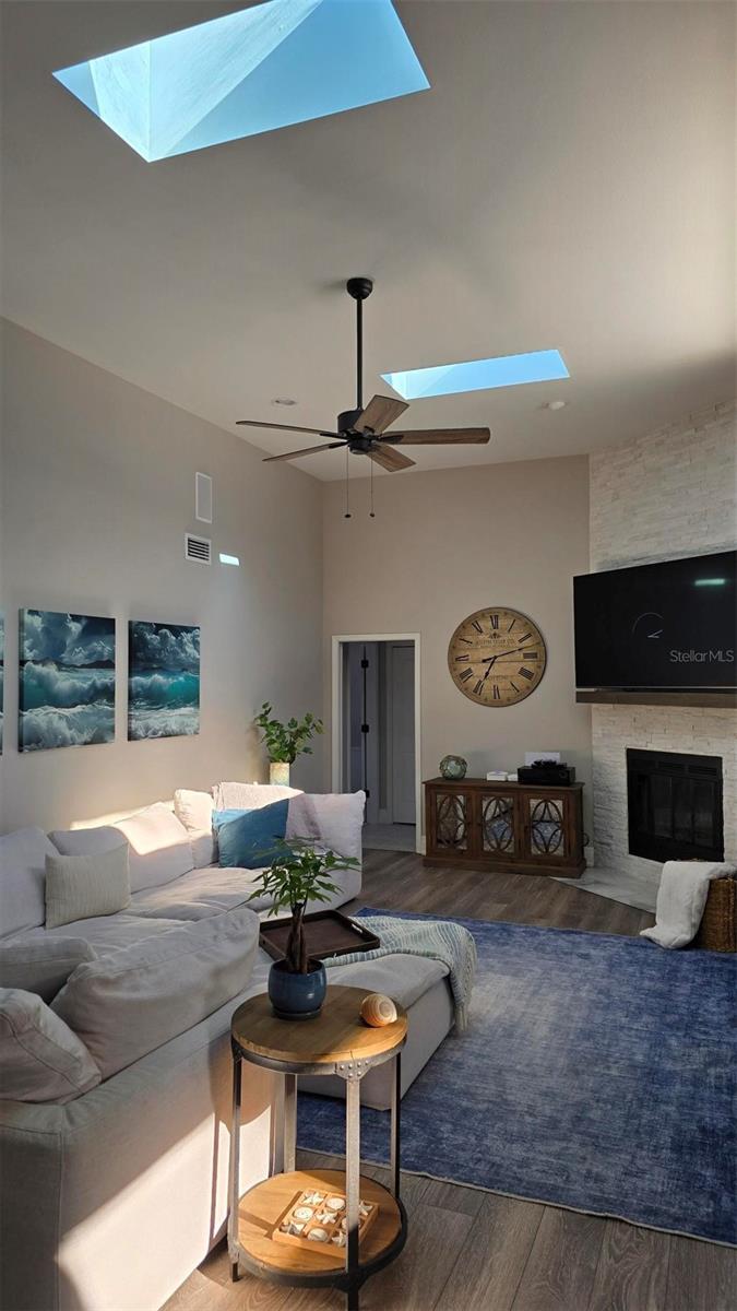 5476 OAKRIDGE DR, PALM HARBOR, FL, 34685