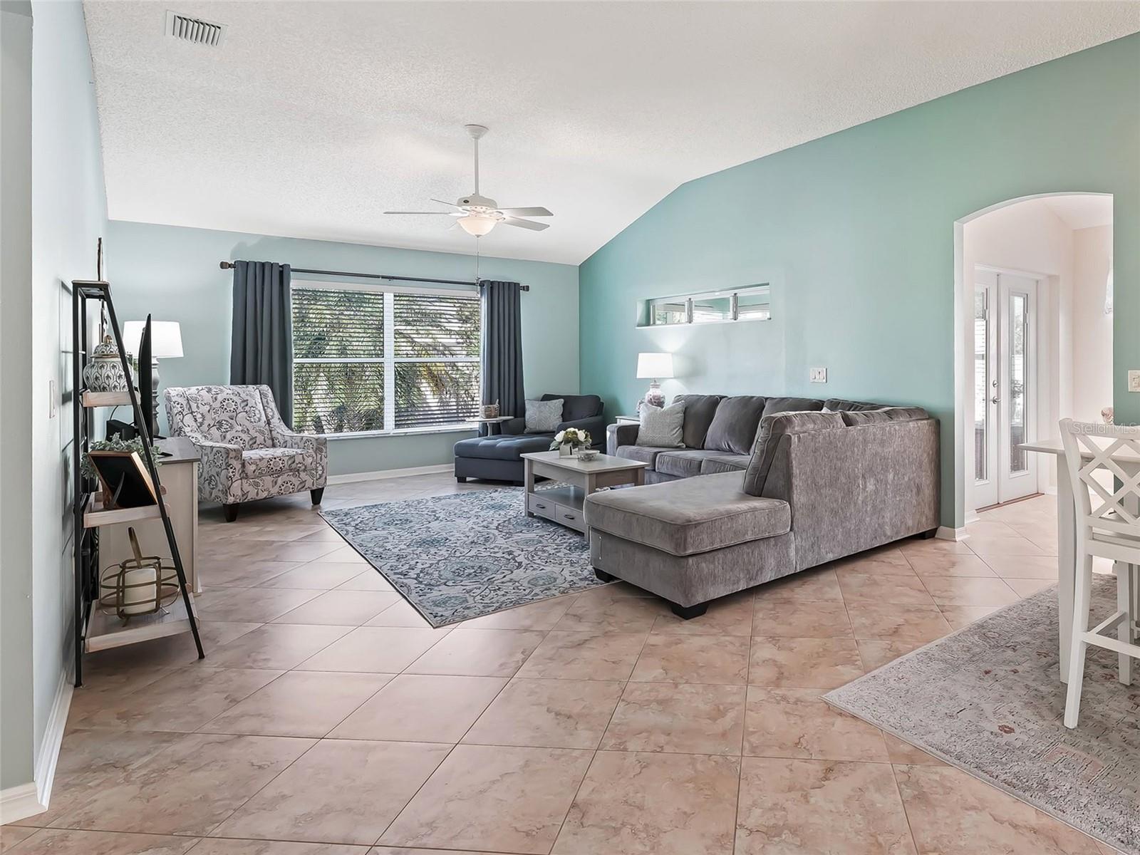 1654 SUMMERCHASE LOOP, THE VILLAGES, FL, 32162