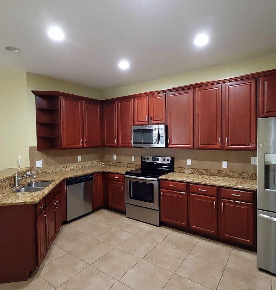 11307 CAMBRAY CREEK LOOP, RIVERVIEW, FL, 33579